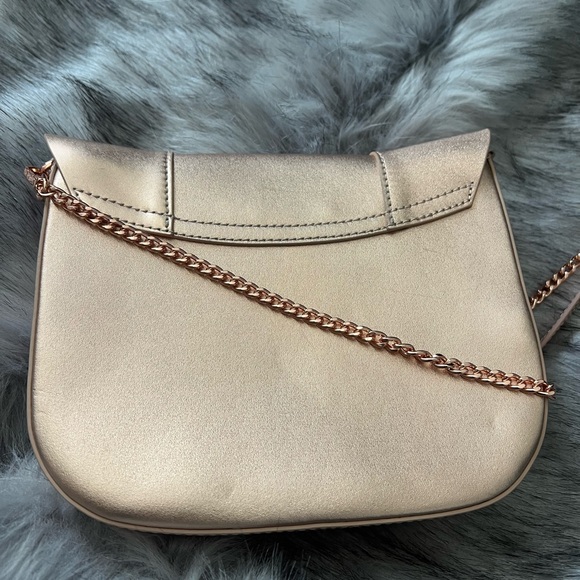 Ted Baker Crossbody bag in rose gold with tags. - Picture 2 of 6